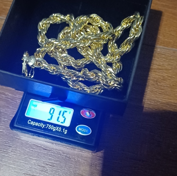 14k Gold Rope Chain - Picture 5 of 5